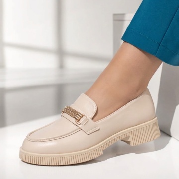 Pantofi casual dama bej cu accesoriu decorativ MOD08035