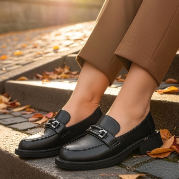 Pantofi dama, Pantofi casual dama cu aplicatii metalice negri din Piele naturala MOD14060, modlet.ro