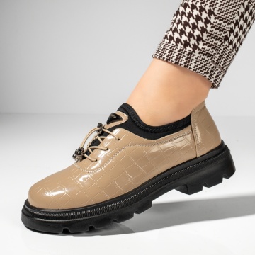 Pantofi casual dama cu aspect lucios bej MOD10974, 3, modlet.ro