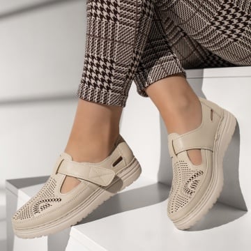 Pantofi dama, Pantofi casual dama cu perforatii si inchidere cu scai bej EVA90, modlet.ro