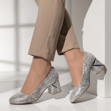 Pantofi cu toc, Pantofi cu toc gros dama si print albi cu argintiu MOD14193, modlet.ro