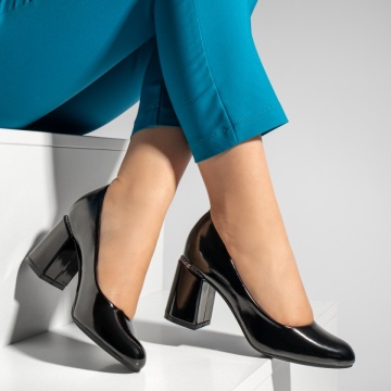 Pantofi dama cu toc negri cu aspect lucios MOD02837, 3, modlet.ro