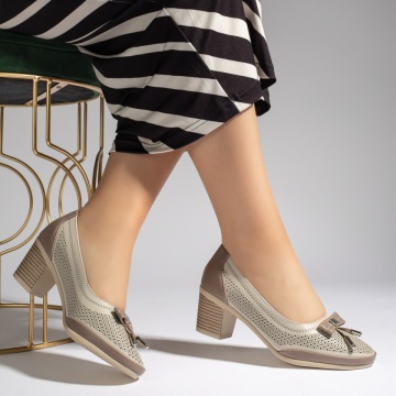 Pantofi dama cu toc si perforatii bej inchis MOD13438, 3, modlet.ro