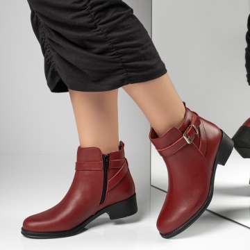 Cizme dama cu catarame visinii din Piele naturala MOD06261