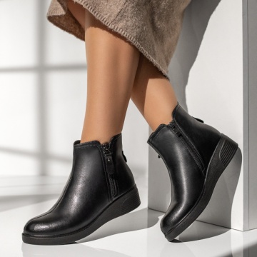 Ghete dama cu talpa groasa si fermoar negre din Piele naturala MOD14009