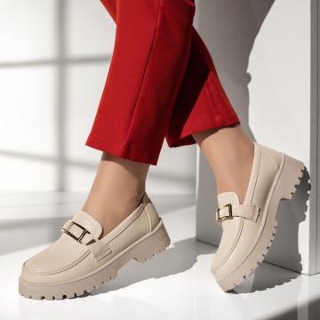 Pantofi casual dama cu accesoriu decorativ bej MOD14251