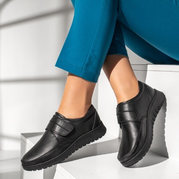 Pantofi casual dama, Pantofi casual dama cu inchidere cu scai negri din Piele naturala MOD14048, modlet.ro