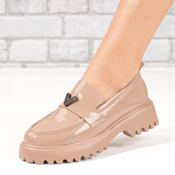 Pantofi casual dama nude cu aspect lucios si accesoriu metalic MOD10139, 2, modlet.ro