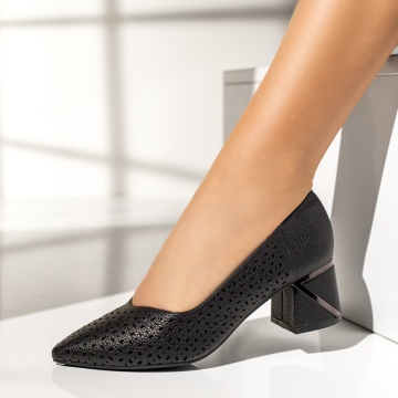 Pantofi cu toc gros dama, Pantofi dama cu toc gros si perforatii negri INA24, modlet.ro