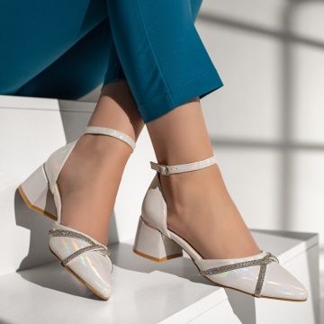 Pantofi dama cu toc gros si pietre aplicate albi cu reflexe MOD13042, 4, modlet.ro