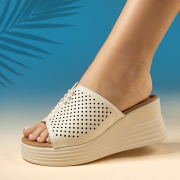 Papuci casual dama cu platforma si perforatii bej ZOE8