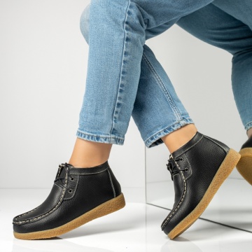 Ghete dama scurte cu siret negre din Piele naturala MOD06604, 2, modlet.ro