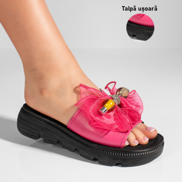 Papuci dama cu aplicatie de strasuri si talpa groasa roz MOD11436, 3, modlet.ro