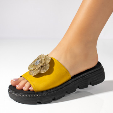 Papuci dama cu model floral si pietre aplicate galbeni LIA55, 1, modlet.ro