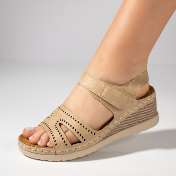 Sandale dama cu platforma bej inchis LIA56