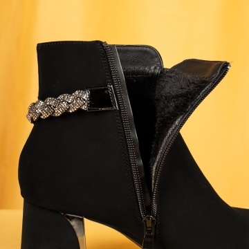 Botine dama cu toc gros si accesoriu metalic negru suede MOD07097, 2, modlet.ro