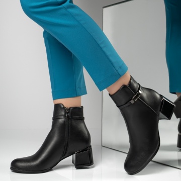 Botine dama, Botine dama cu toc si accesoriu decorativ negre MOD12596, modlet.ro