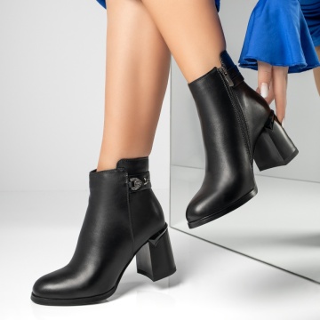 Botine dama cu toc si accesoriu decorativ negre MOD12648, 2, modlet.ro