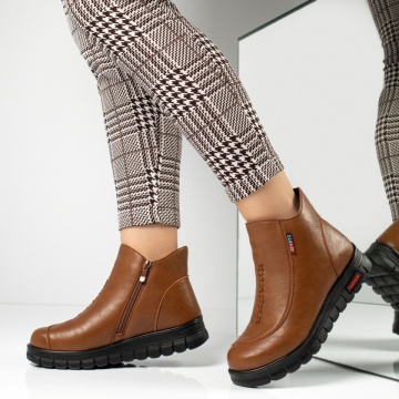 Ghete dama cu fermoar maro MOD06479, 3, modlet.ro