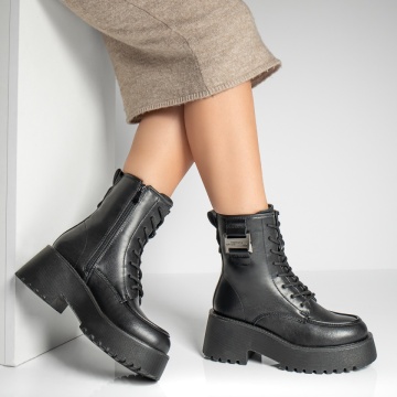 Ghete dama cu talpa groasa si accesoriu metalic negre MOD12811, 3, modlet.ro