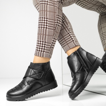 Ghete imblanite, Ghete dama cu talpa joasa negre MOD14152, modlet.ro