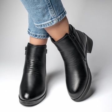Ghete dama cu toc si accesorii metalice negre MOD12294, 4, modlet.ro