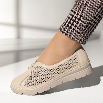 Pantofi dama, Pantofi casual dama cu perforatii bej LIA5, modlet.ro