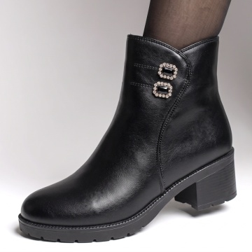 Incaltaminte dama, Botine dama cu accesoriu decorativ negre LILI37, modlet.ro