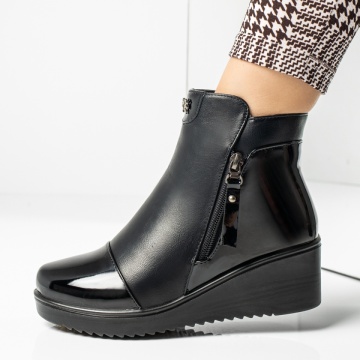 Ghete Dama, Ghete dama cu platforma si fermoar negre MOD14175, modlet.ro