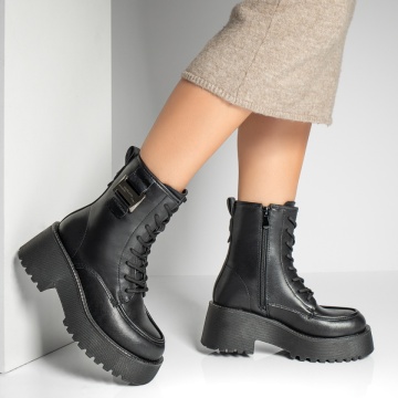 Ghete dama cu talpa groasa si accesoriu metalic negre MOD12811, 4, modlet.ro