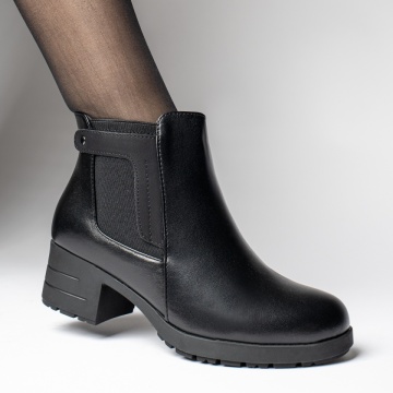 Ghete dama cu toc si insertie de material elastic negre MOD12605, 3, modlet.ro