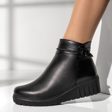 Ghete scurte dama cu talpa groasa negre din Piele naturala MOD14071, 2, modlet.ro
