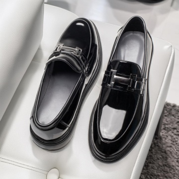 Mocasini negri cu aspect lucios barbati MOD11789, 4, modlet.ro