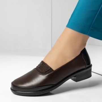 Pantofi cu toc, Pantofi dama cu toc mic maro MOD14253, modlet.ro