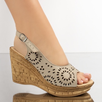 Sandale dama cu platforma si perforatii bej inchis din Piele naturala MOD13417, 4, modlet.ro