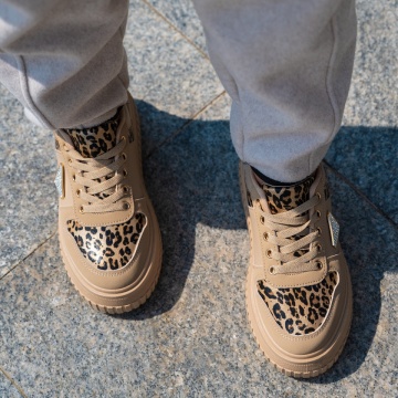 Sneakers dama cu accesoriu decorativ si imprimeu khaki MOD13440, 2, modlet.ro