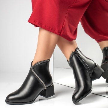 Botine dama cu strasuri aplicate si toc mic negre MOD10877, 1, modlet.ro