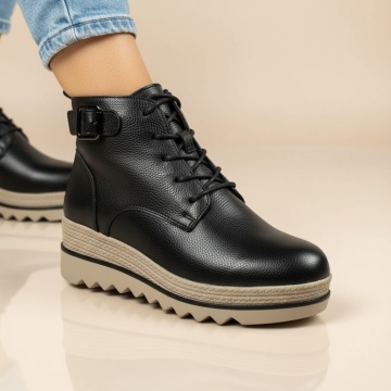 Ghete Dama, Ghete dama cu siret si talpa groasa negre din Piele naturala MOD14003, modlet.ro