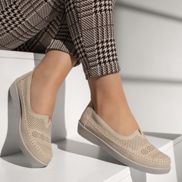 Pantofi casual dama cu perforatii bej MOD13314, 4, modlet.ro