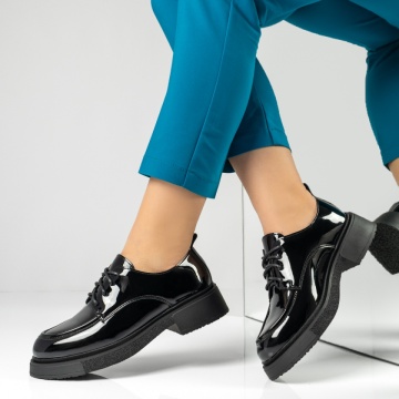 Incaltaminte dama, Pantofi casual dama cu siret negri luciosi IRIS17, modlet.ro