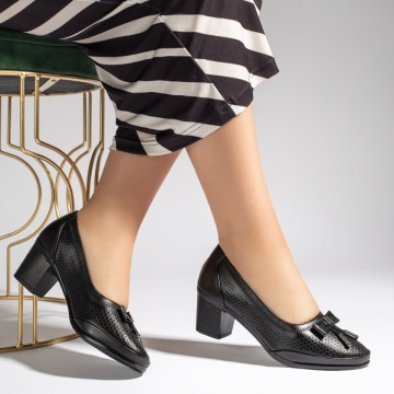 Pantofi dama cu toc si perforatii negri MOD13438, 4, modlet.ro