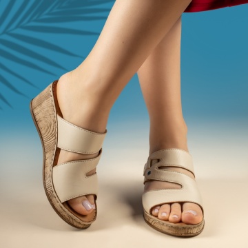 Papuci dama cu platforma bej din Piele naturala MOD13767, 3, modlet.ro