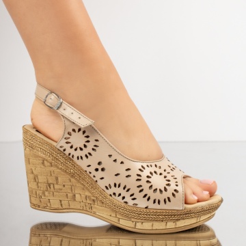 Sandale dama cu platforma si perforatii bej deschis din Piele naturala MOD13417, 4, modlet.ro