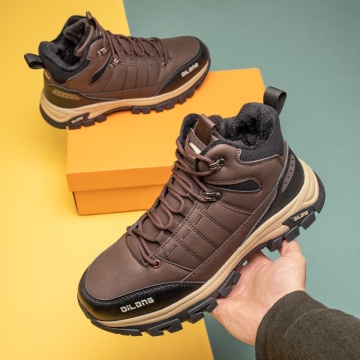 Ghete barbati, Ghete barbati cu siret maro cu negru MOD14138, modlet.ro