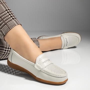 Mocasini dama cu perforatii albi din Piele naturala MOD08257, 3, modlet.ro