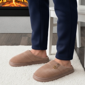 Papuci si slapi barbati, Papuci de casa barbati cu talpa joasa bej MOD14122, modlet.ro