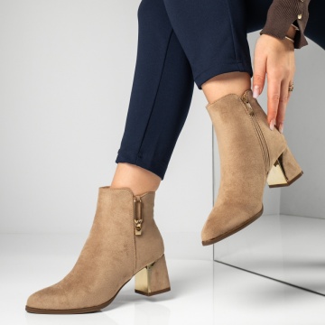 Botine dama, Botine dama cu toc si accesoriu decorativ khaki suede MOD12883, modlet.ro