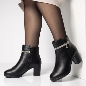 Botine dama cu toc si accesoriu decorativ negre GINA24