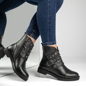Ghete dama cu aplicatii metalice negre din Piele naturala MOD12771, 4, modlet.ro