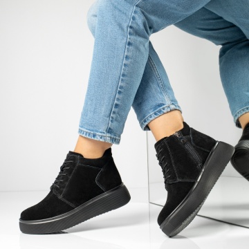 Ghete Dama, Ghete dama cu siret si talpa groasa negru suede din Piele naturala MOD12219, modlet.ro